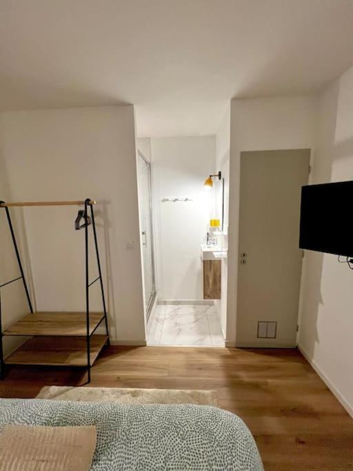 Le Lego, 3 Chambres, 8 Personnes Et Parking, Centre Apartment *